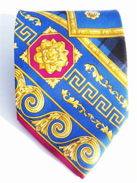 true versace tie